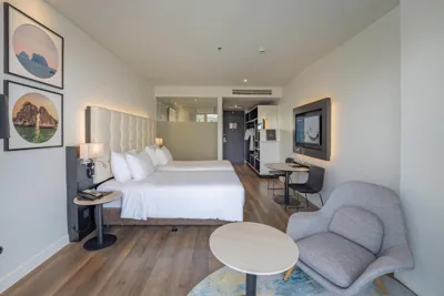 Deluxe Twin Room with City View - No fumadores — Hotel Soleil Ha Long, Trademark Collection by Wyndham